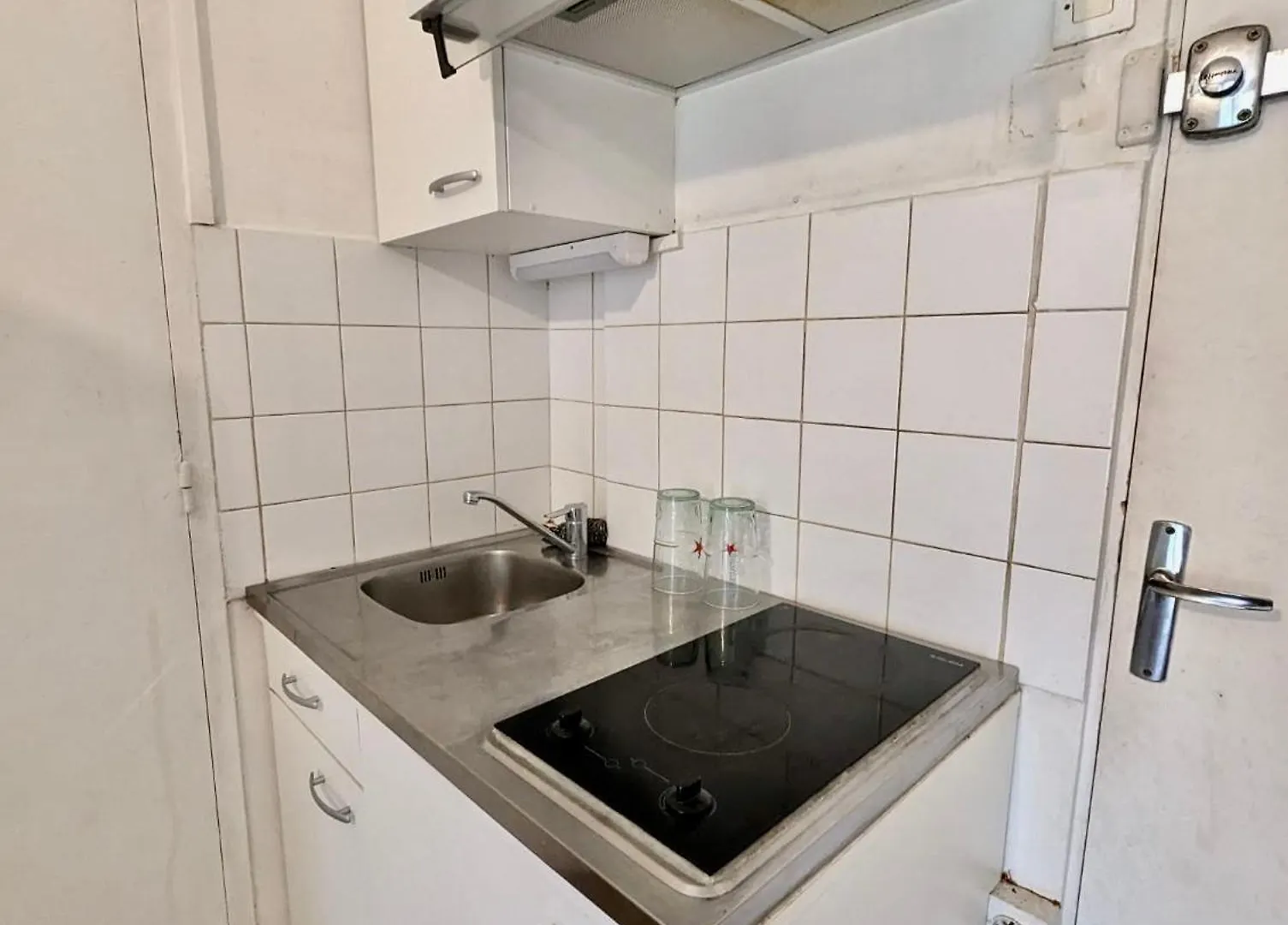 Apartment Studio Proche Rocade - Tout Equipe Avec Parking Gratuit Grenoble